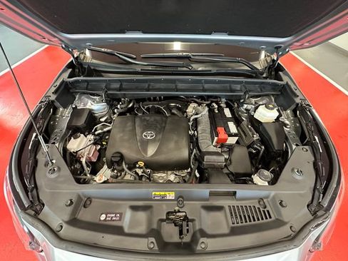 Used 2022 Toyota Highlander XSE AWD/4WD image 26