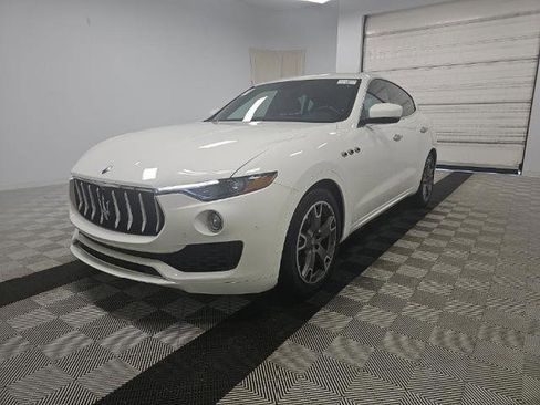 Used 2019 Maserati Levante image 1