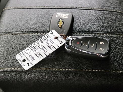 Used 2023 Chevrolet Traverse LT w/ LT Premium Package image 28