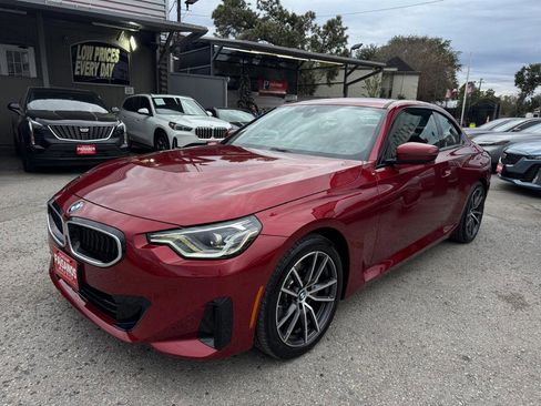 Used 2025 BMW 230i Coupe RWD image 2
