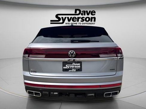 Certified 2025 Volkswagen Atlas Cross Sport SEL Premium R-Line image 3