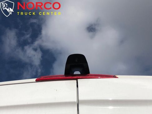 Used 2019 Freightliner Sprinter 3500 image 12