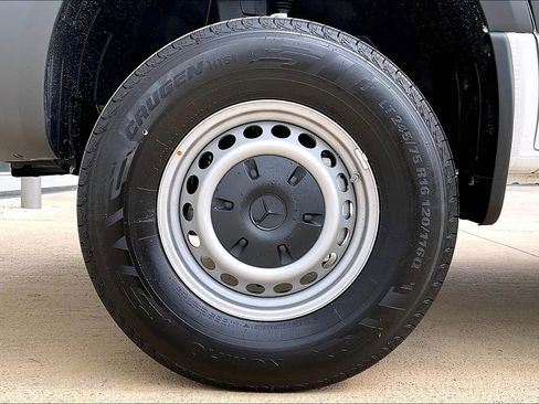 New 2025 Mercedes-Benz Sprinter 2500 image 11