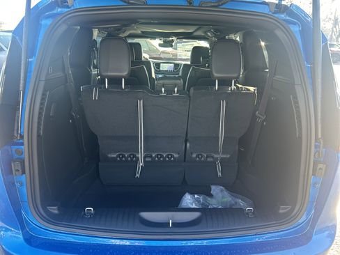 New 2026 Chrysler Pacifica Limited w/ S Appearance Package image 7