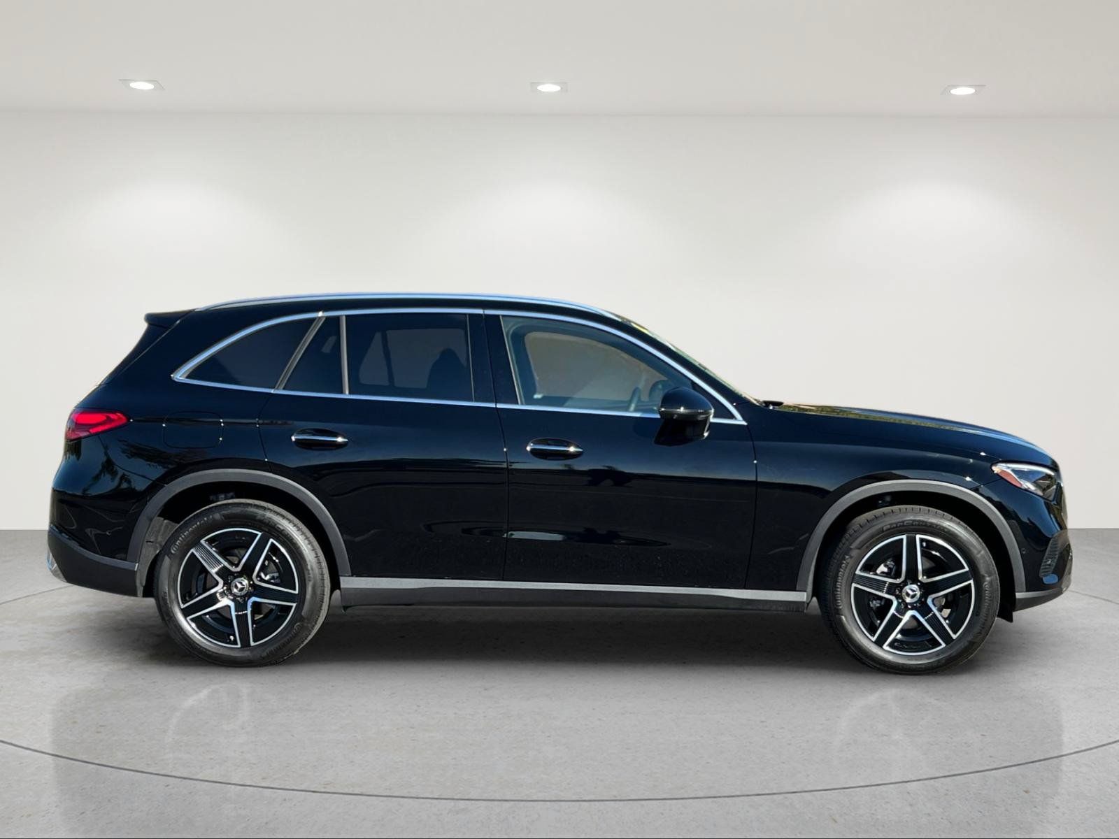Certified 2026 Mercedes-Benz GLC 300 4MATIC image 6