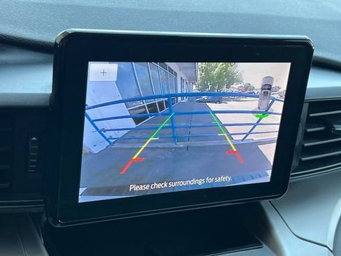 Used 2022 Ford Explorer XLT RWD image 23