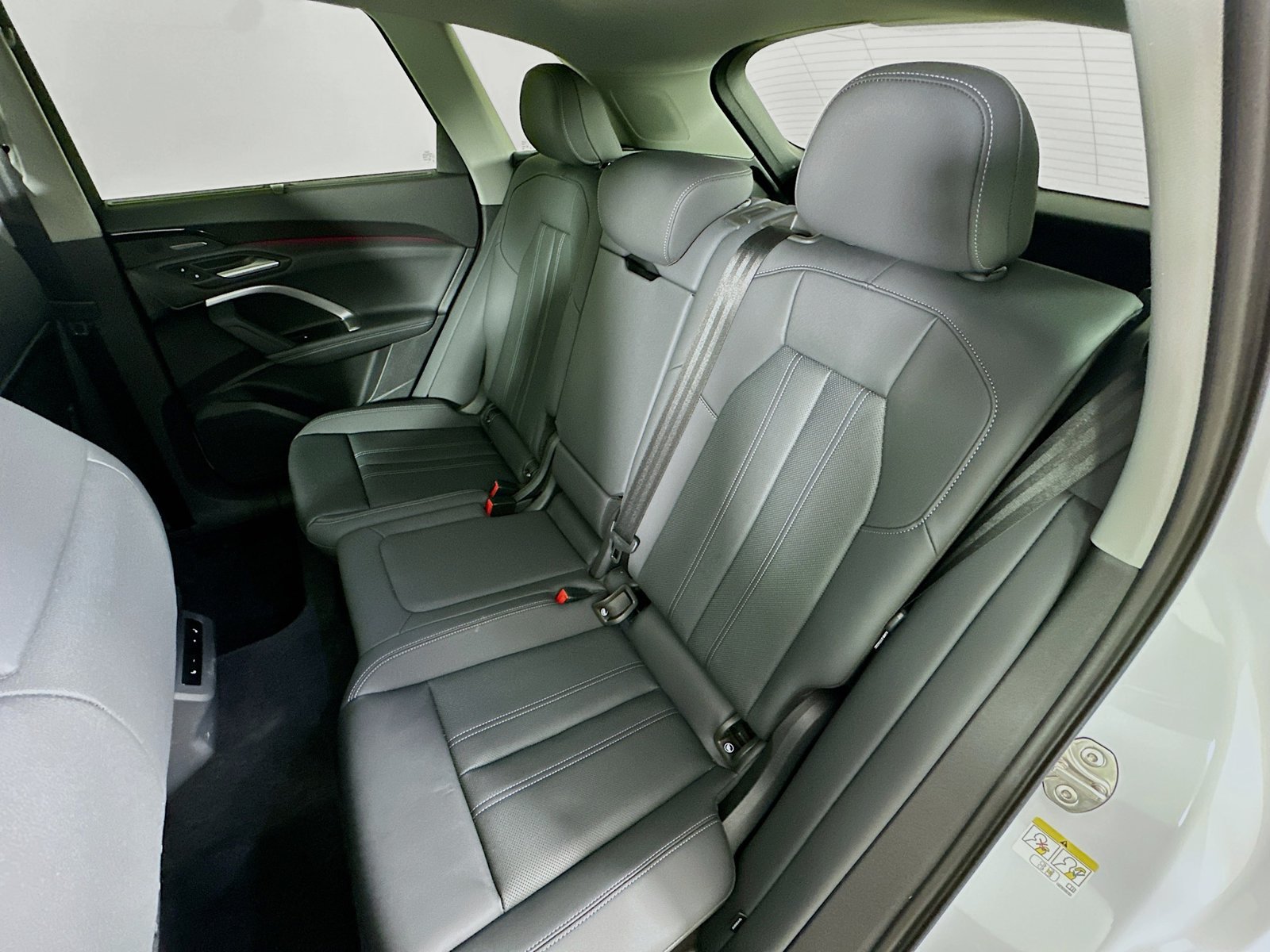 Certified 2025 Audi Q5 Prestige AWD/4WD image 35