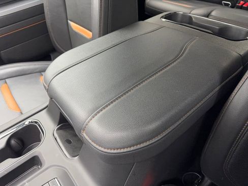 Used 2025 GMC Sierra 1500 AT4 AWD/4WD image 70