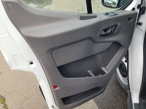 New 2026 Ford Transit 150 148 Medium Roof RWD image 7