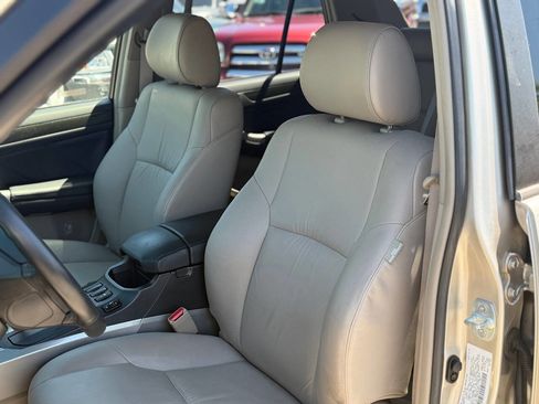 Used 2004 Toyota 4Runner Limited AWD/4WD image 83