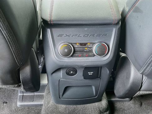 Used 2025 Ford Explorer ST AWD/4WD image 26