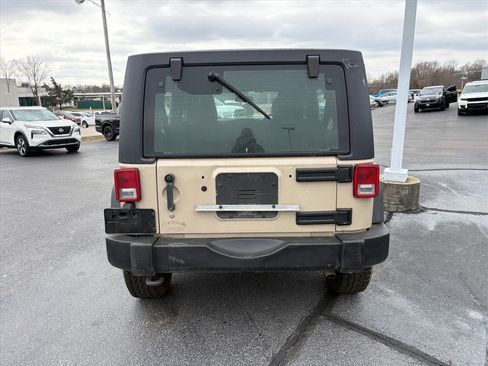 Used 2016 Jeep Wrangler Unlimited Sport image 3