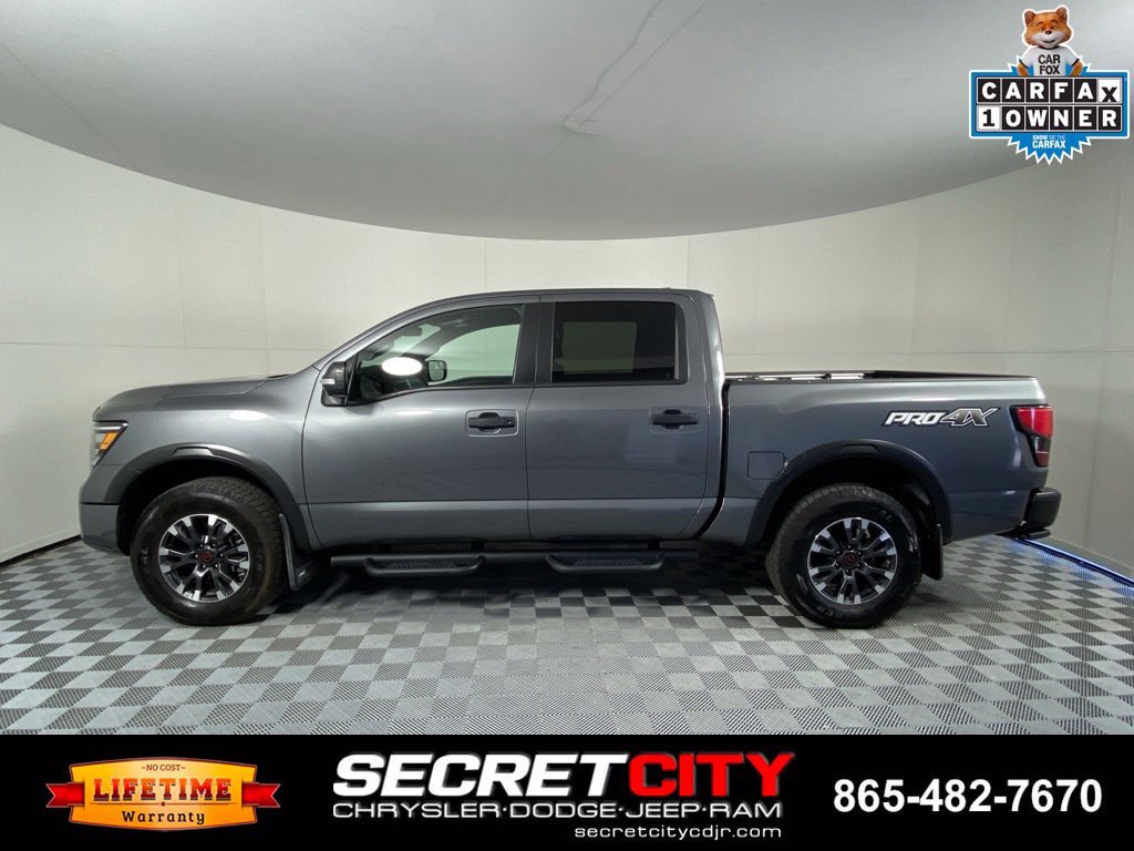 Used 2023 Nissan Titan PRO-4X w/ Pro-4x Convenience Package AWD/4WD image 4