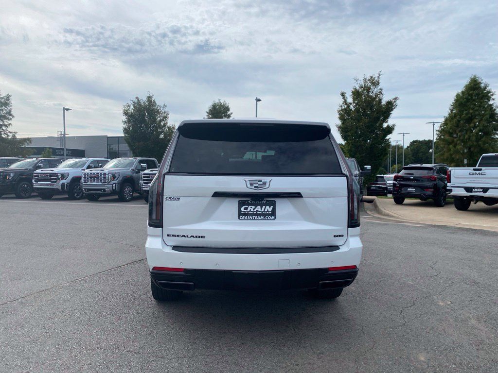Used 2025 Cadillac Escalade Sport Platinum w/ LPO, ONYX Package AWD/4WD image 9