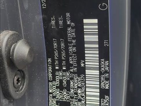 Certified 2024 Toyota 4Runner SR5 image 28