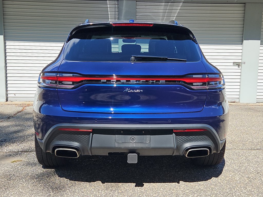 Certified 2026 Porsche Macan AWD/4WD image 6