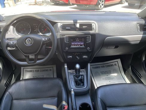 Used 2018 Volkswagen Jetta Wolfsburg Edition FWD image 13