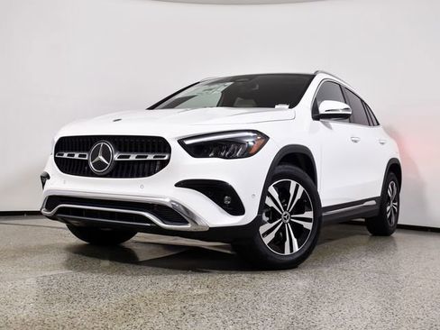 New 2026 Mercedes-Benz GLA 250 image 2