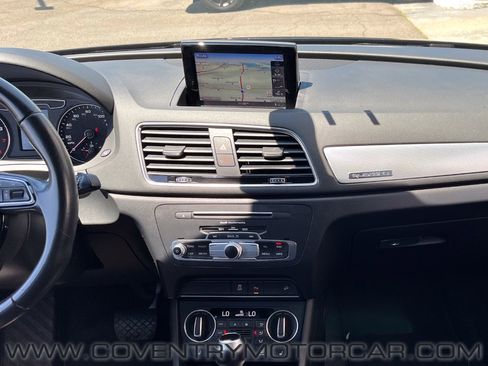 Used 2016 Audi Q3 2.0T Prestige w/ Prestige Package AWD/4WD image 18