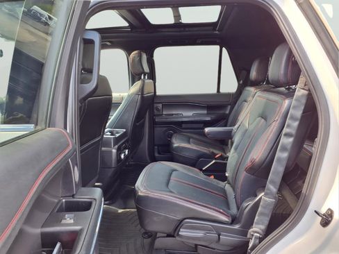 Used 2019 Ford Expedition Limited w/ Equipment Group 303A AWD/4WD image 10