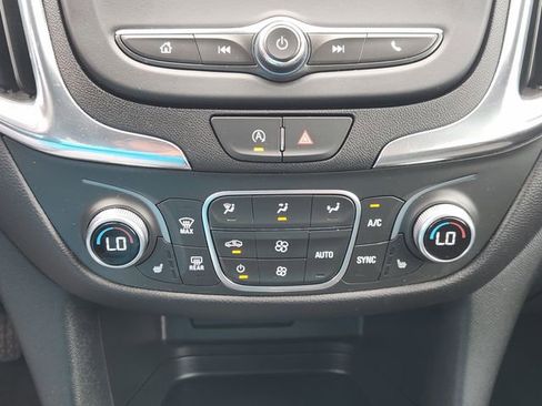 Used 2024 Chevrolet Equinox LT AWD/4WD image 15