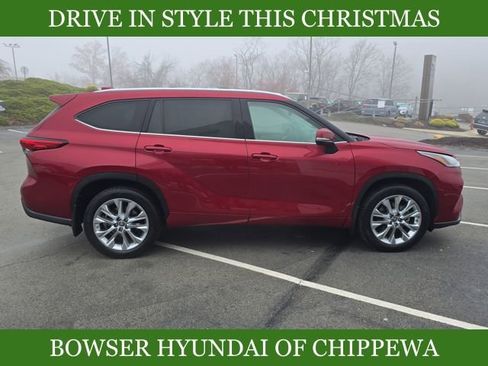 Used 2020 Toyota Highlander Limited image 6