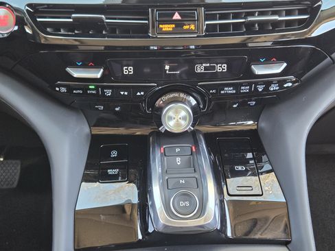 Certified 2025 Acura MDX w/ Technology Package image 19