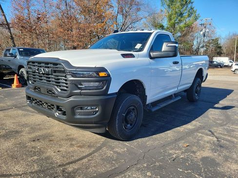New 2026 RAM 2500 Tradesman AWD/4WD image 2