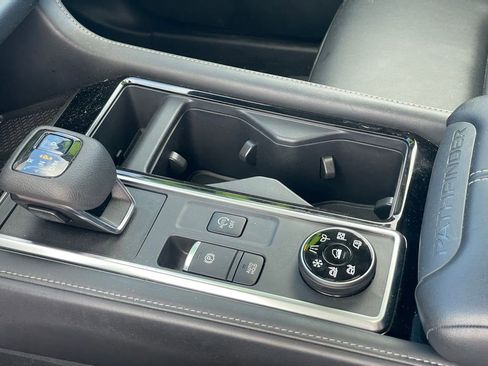 Certified 2022 Nissan Pathfinder SL w/ SL Premium Package image 22