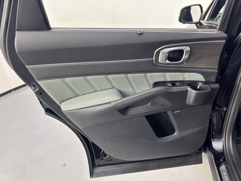 Used 2025 Kia Sorento SX Prestige w/ Sage Leather Package image 47