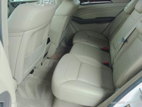 Used 2012 Mercedes-Benz ML 350 4MATIC w/ Premium 2 Pkg image 5