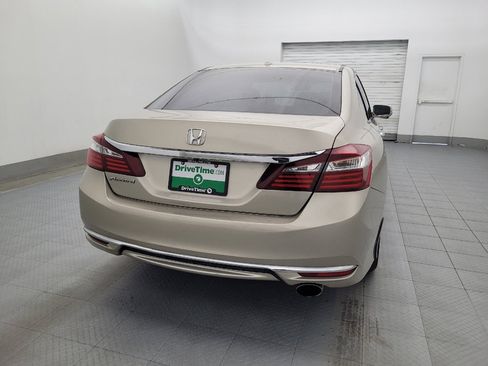 Used 2016 Honda Accord EX-L image 7