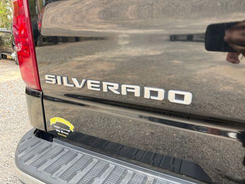 Used 2020 Chevrolet Silverado 1500 LT w/ All-Star Edition image 17