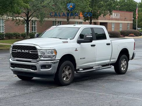 Used 2024 RAM 2500 Big Horn AWD/4WD image 2