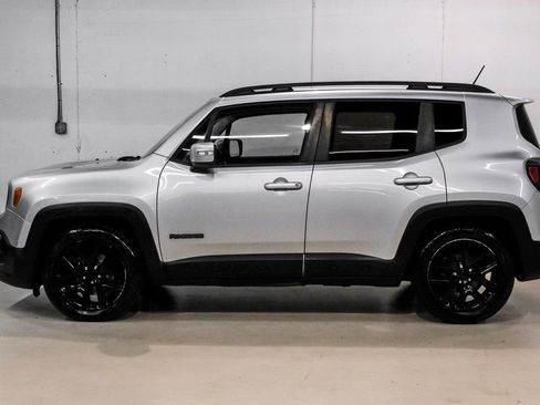 Used 2017 Jeep Renegade Altitude image 15