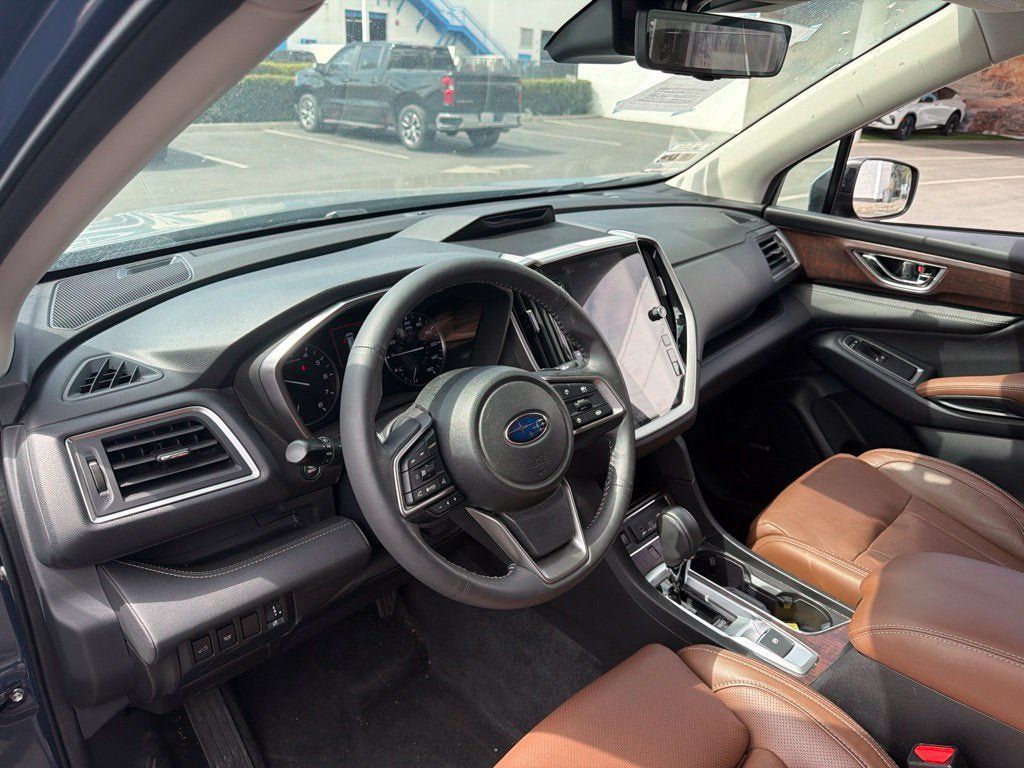 Used 2023 Subaru Ascent Touring AWD/4WD image 11