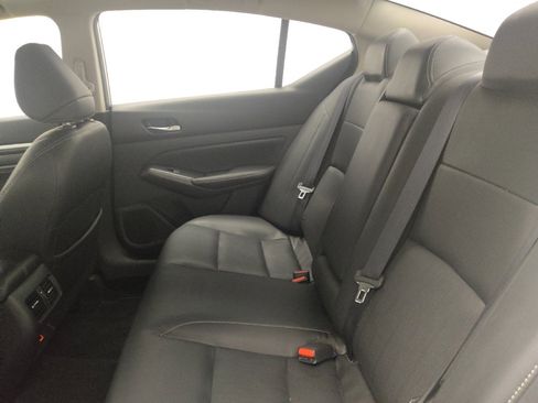 Used 2019 Nissan Altima 2.5 SL FWD image 18
