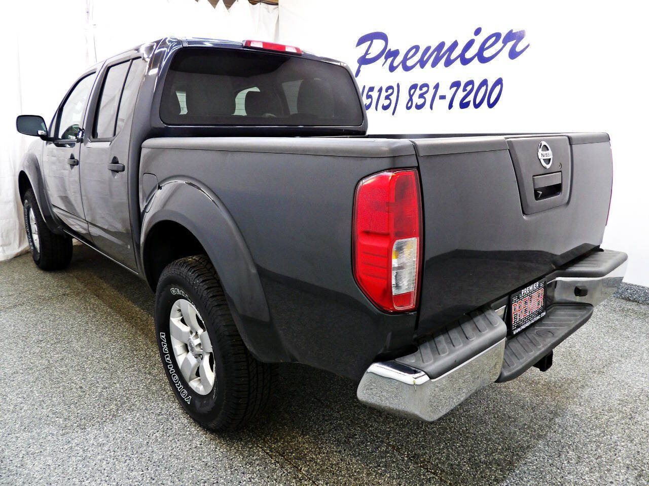 Used 2012 Nissan Frontier SV w/ SV Premium Utility Pkg AWD/4WD image 7