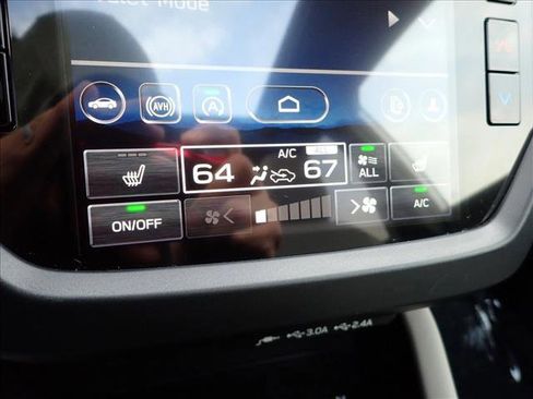 Certified 2025 Subaru Forester Premium AWD/4WD image 22