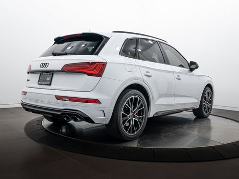 Certified 2023 Audi SQ5 Premium Plus w/ Premium Plus Package AWD/4WD image 4