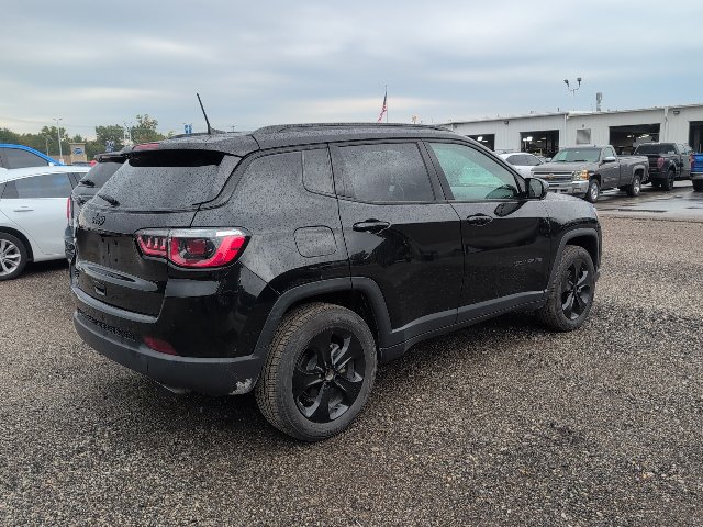 Used 2019 Jeep Compass Latitude AWD/4WD image 4