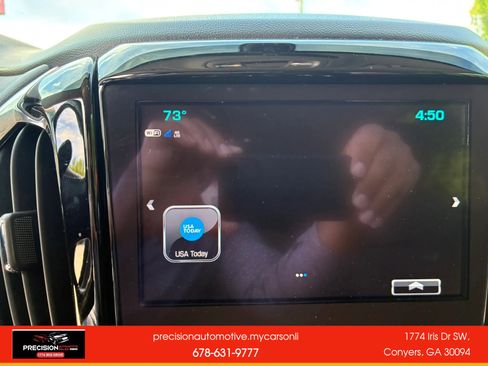 Used 2019 Chevrolet Traverse LT image 38