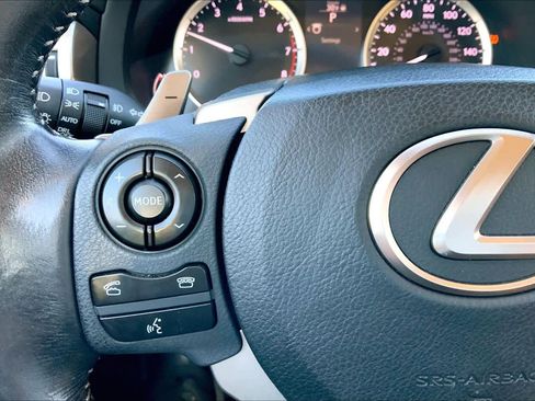 Used 2016 Lexus IS 300 AWD image 23