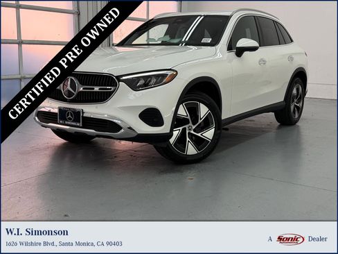 Used 2023 Mercedes-Benz GLC 300 image 1