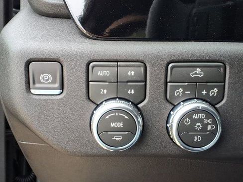 New 2026 GMC Sierra 1500 Elevation image 15