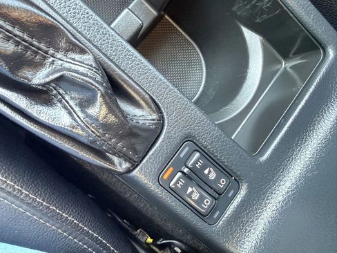 Used 2015 Subaru Impreza 2.0i Sport Limited image 18