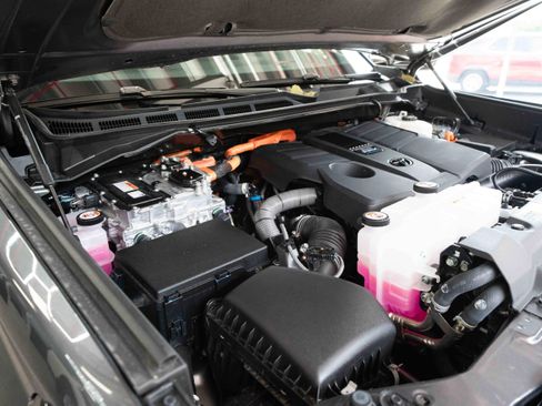 Certified 2026 Toyota Sequoia TRD Pro AWD/4WD image 34