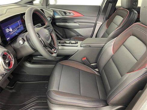 New 2026 Chevrolet Equinox EV RS image 2