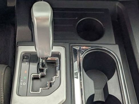 Used 2014 Toyota Tundra SR5 w/ SR5 Upgrade Package image 22