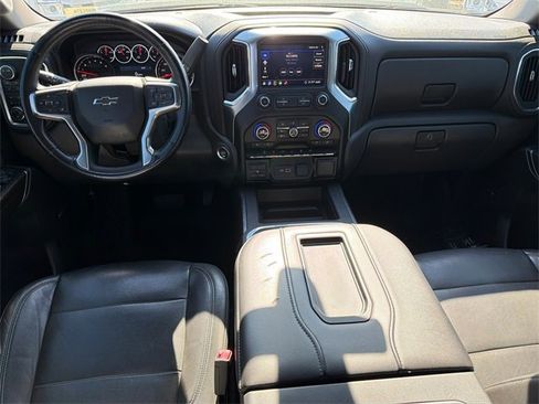 Used 2020 Chevrolet Silverado 1500 RST image 22